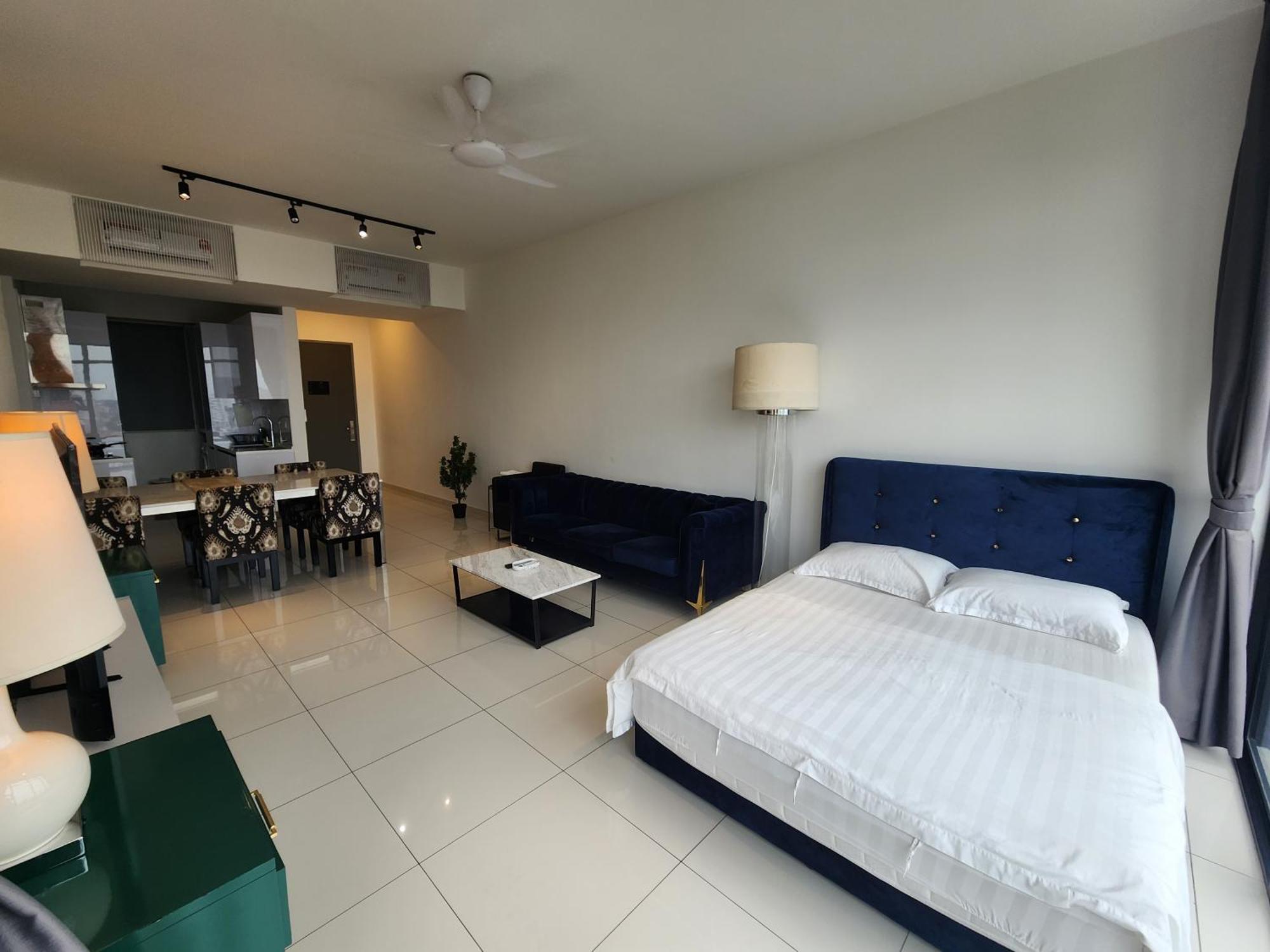 Beacon Executive Suites George Town Exterior foto
