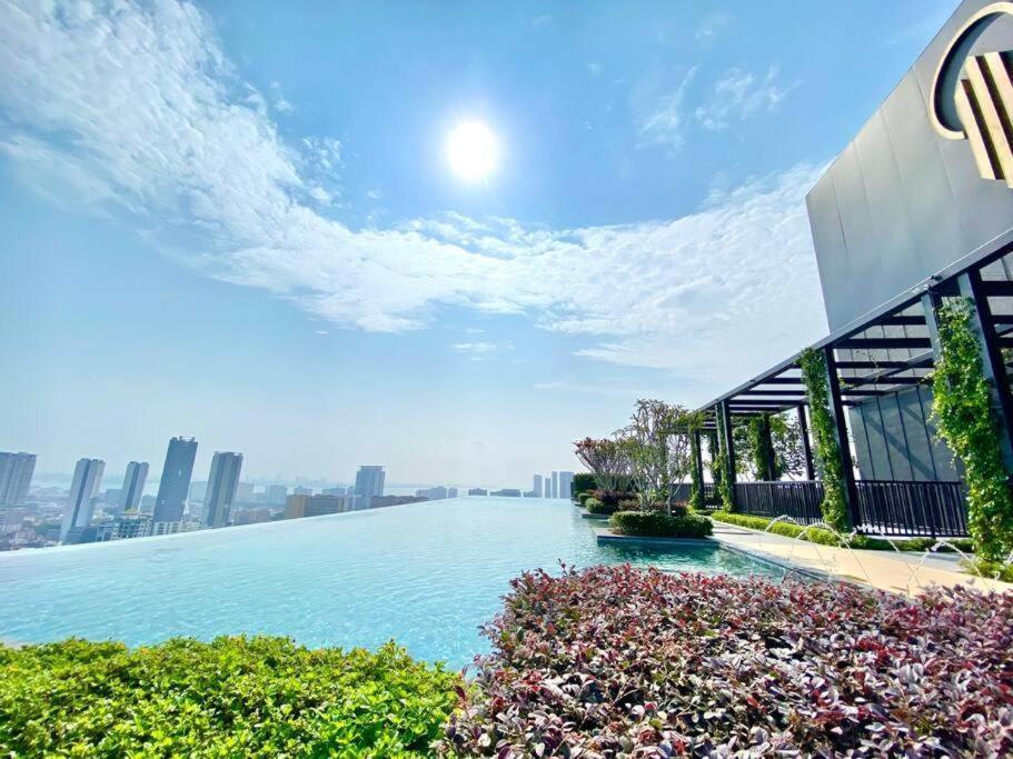 Beacon Executive Suites George Town Exterior foto